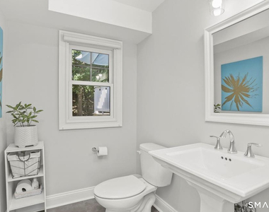 118 Brooklawn Terrace - Photo Thumbnail 7