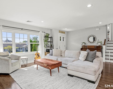 118 Brooklawn Terrace - Photo Thumbnail 1