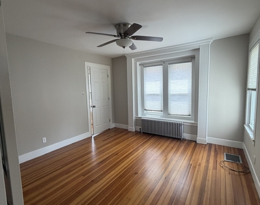 210 North Cherry Street - Photo Thumbnail 7