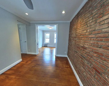 334 East 100th Street - Photo Thumbnail 3