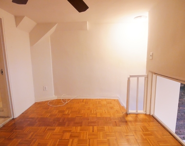 213 East 73rd Street - Photo Thumbnail 11