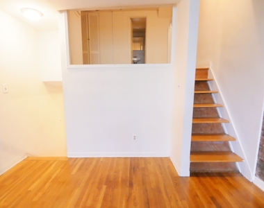 213 East 73rd Street - Photo Thumbnail 5