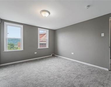 160 Hazelwood - Photo Thumbnail 20