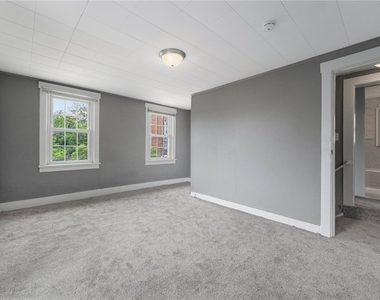 160 Hazelwood - Photo Thumbnail 21