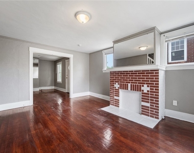 160 Hazelwood - Photo Thumbnail 5