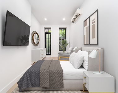 47 St Marks Place - Photo Thumbnail 2