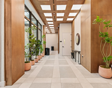 526 Baltic Street - Photo Thumbnail 10