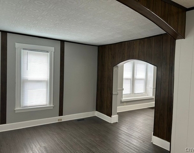 210 W Matson Avenue - Photo Thumbnail 4
