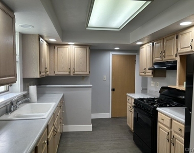 210 W Matson Avenue - Photo Thumbnail 10