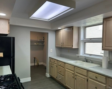 210 W Matson Avenue - Photo Thumbnail 9