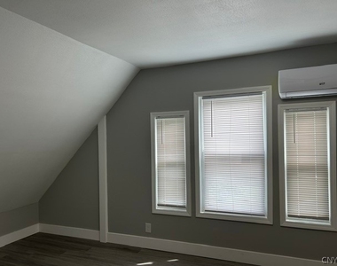 210 W Matson Avenue - Photo Thumbnail 11