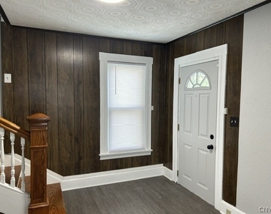 210 W Matson Avenue - Photo Thumbnail 2