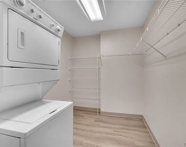 2250 N French Road - Photo Thumbnail 31