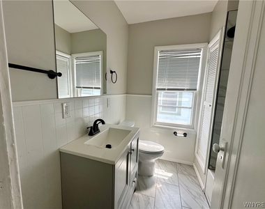 248 Commonwealth Avenue - Photo Thumbnail 13