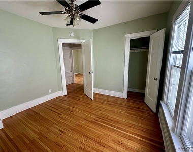 248 Commonwealth Avenue - Photo Thumbnail 18