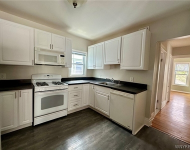 248 Commonwealth Avenue - Photo Thumbnail 12