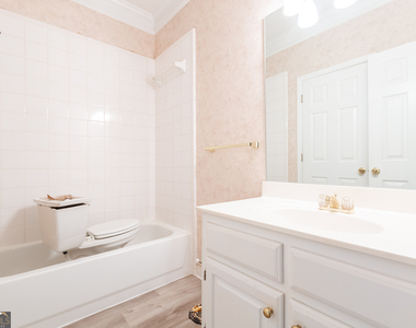 1748 Christiana Drive - Photo Thumbnail 15