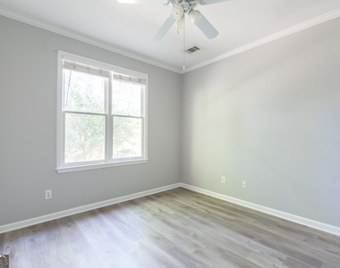 1748 Christiana Drive - Photo Thumbnail 16