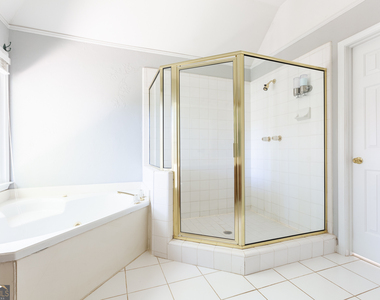 1748 Christiana Drive - Photo Thumbnail 20