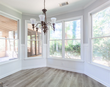 1748 Christiana Drive - Photo Thumbnail 9