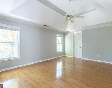 1748 Christiana Drive - Photo Thumbnail 18