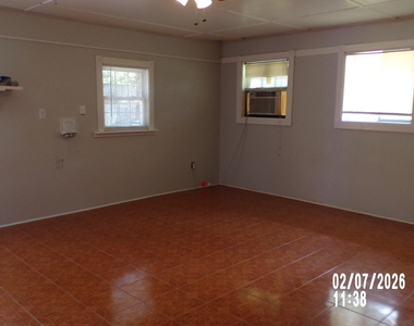 2705 Neptune Place - Photo Thumbnail 3