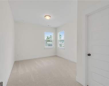 532 Redfish Way - Photo Thumbnail 15