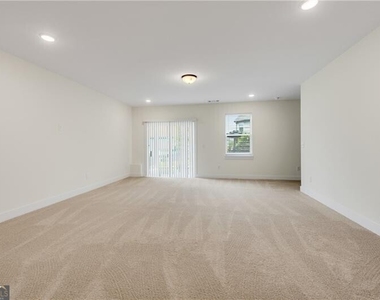 532 Redfish Way - Photo Thumbnail 32