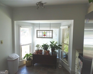 410 Forestgate Court - Photo Thumbnail 3