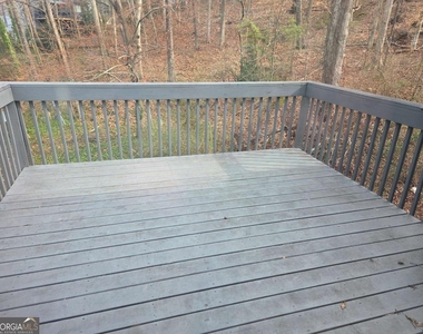 5625 Princeton Oaks Drive - Photo Thumbnail 4