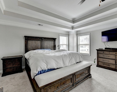 5525 Nesmith Court - Photo Thumbnail 35