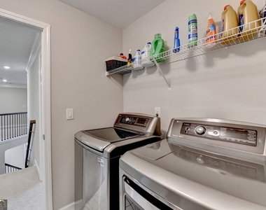 5525 Nesmith Court - Photo Thumbnail 34