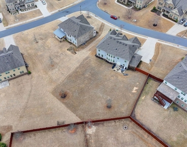 5525 Nesmith Court - Photo Thumbnail 45