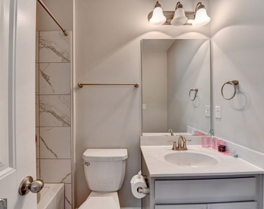 5525 Nesmith Court - Photo Thumbnail 33