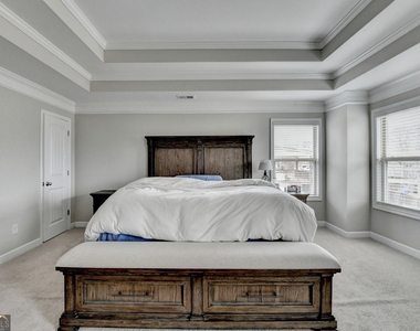 5525 Nesmith Court - Photo Thumbnail 36