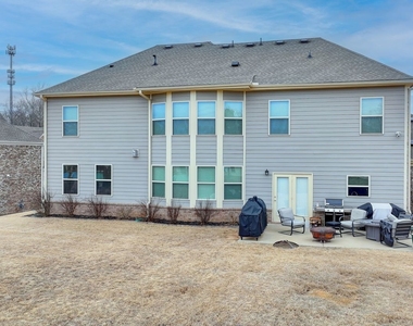 5525 Nesmith Court - Photo Thumbnail 56