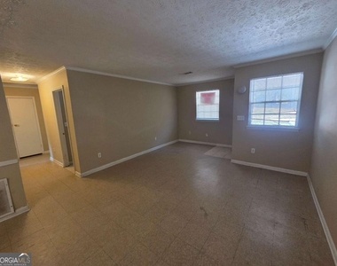 897 A Six Oaks Circle - Photo Thumbnail 3