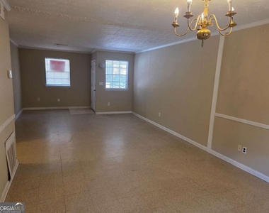 897 A Six Oaks Circle - Photo Thumbnail 6