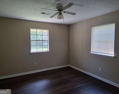 897 A Six Oaks Circle - Photo Thumbnail 8