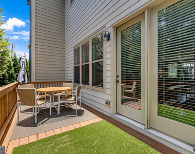 720 Avondale Hills Drive - Photo Thumbnail 15