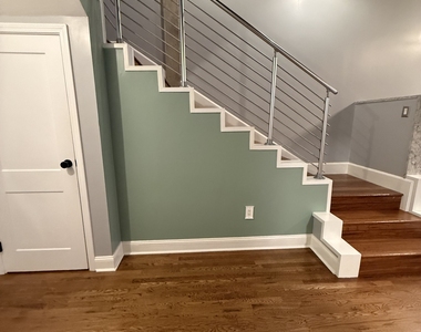 210 Walker Street Sw - Photo Thumbnail 11