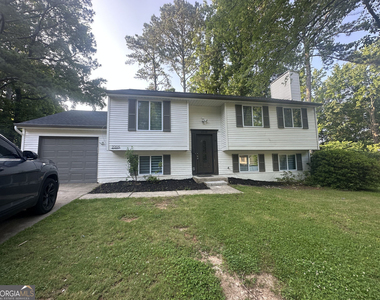 2205 Mill Wood Court - Photo Thumbnail 5