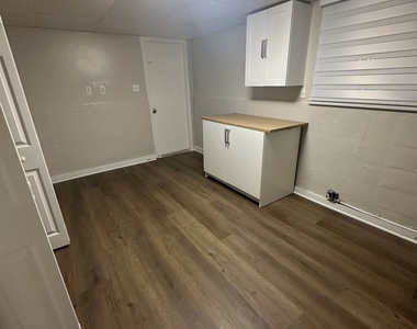 2205 Mill Wood Court - Photo Thumbnail 47