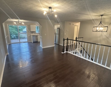 2205 Mill Wood Court - Photo Thumbnail 15