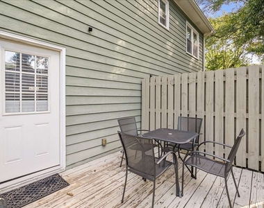 840 Rosedale Avenue Se - Photo Thumbnail 15