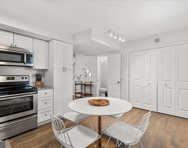 840 Rosedale Avenue Se - Photo Thumbnail 4