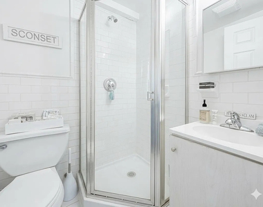 401 East 13th Street - Photo Thumbnail 5