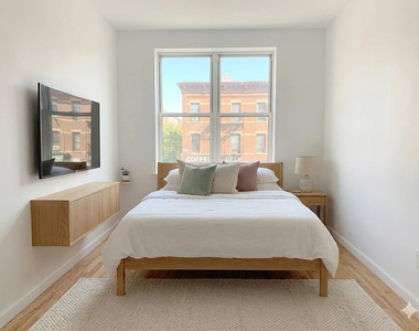 401 East 13th Street - Photo Thumbnail 3
