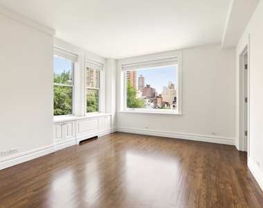 East 80th Street - Photo Thumbnail 6