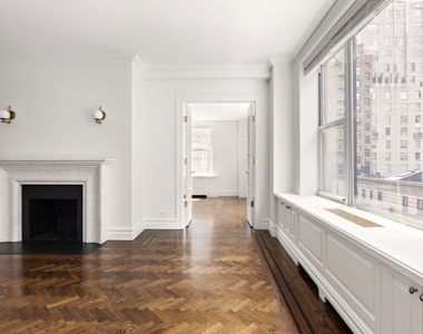 East 80th Street - Photo Thumbnail 2